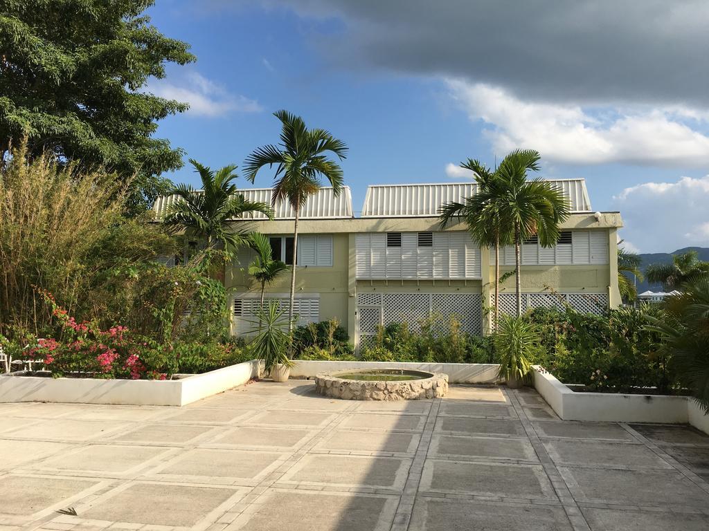 Apartament Anna'S Joye Seawind - Freeport, Montego Bay Zewnętrze zdjęcie